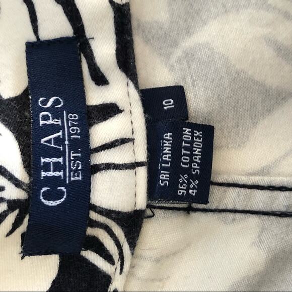 CHAPS Cropped Ankle Capril Black and White Floral Pant size 10 - Picture 9 of 10